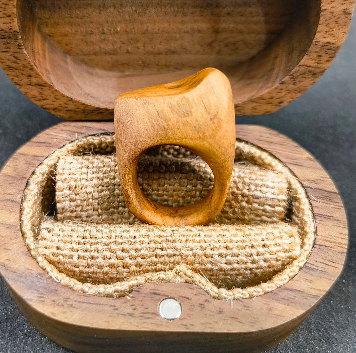 ANELLO IN PEACH PINE